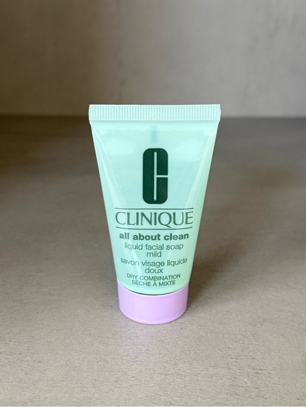 Clinique • Travel Size Facial Care Quartet - Picture 4 of 5